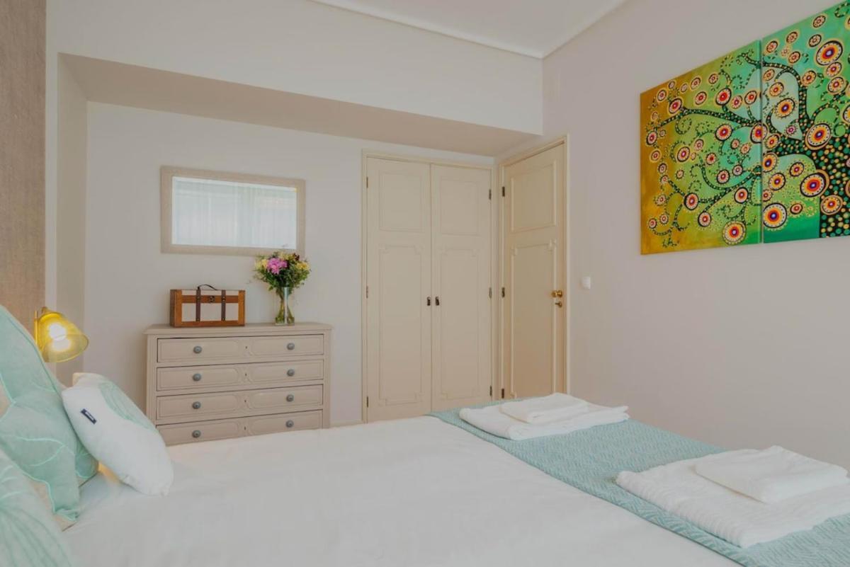 Sunny And Spacious House, 4bd 3bath Downtown *