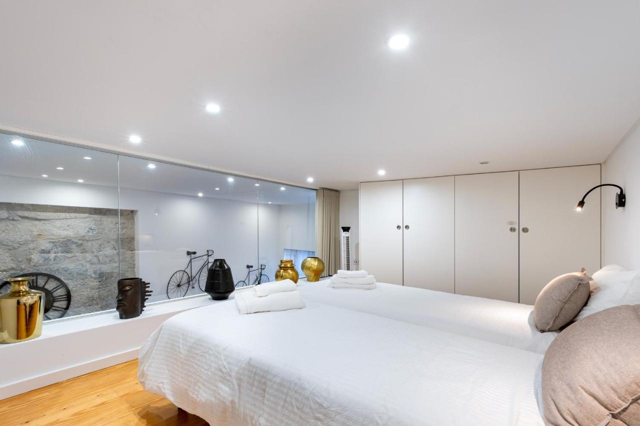 Center Modern In Apartment