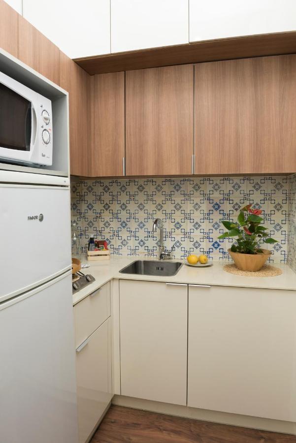 Santo Da Casa / Sc Apartment Porto