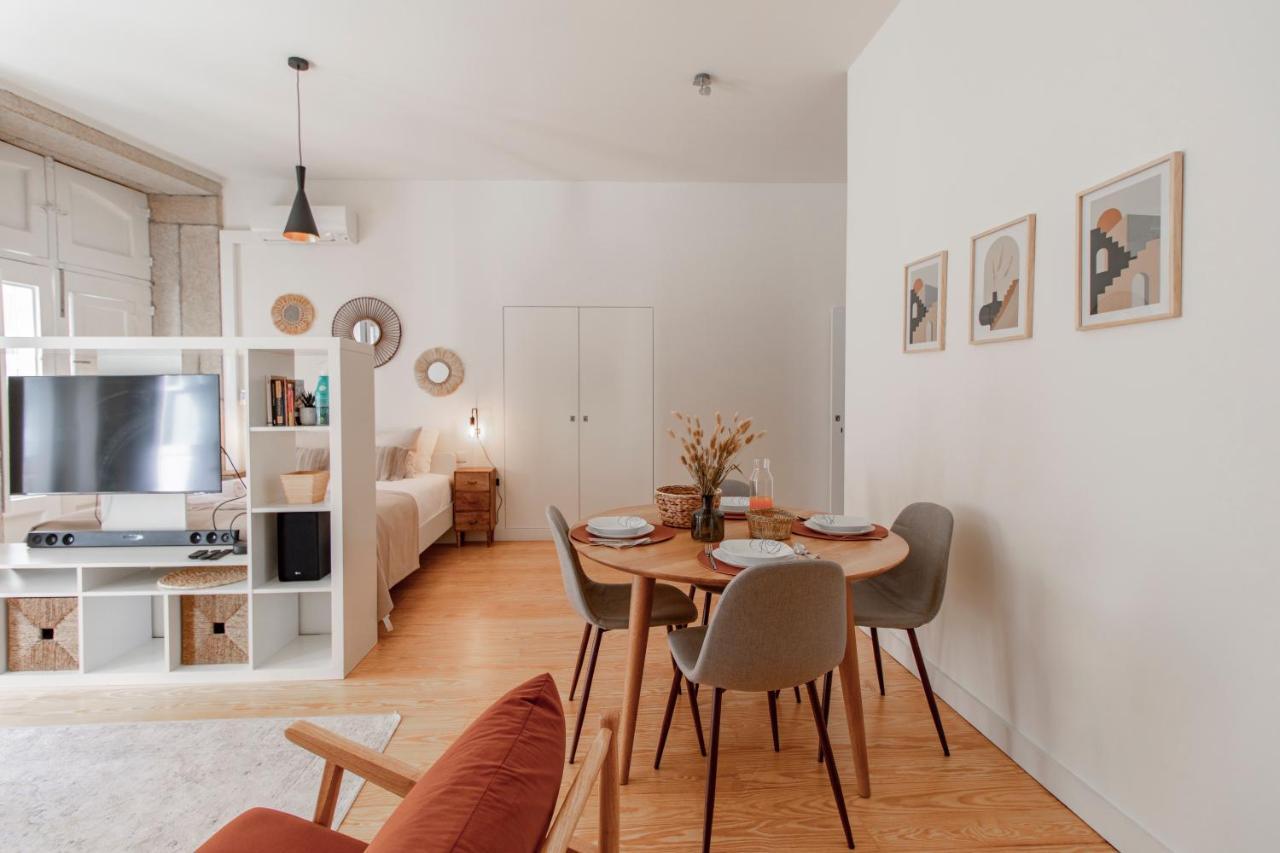 Apartment Virtudes Flat W/ Ac & Balcony By Lovelystay *