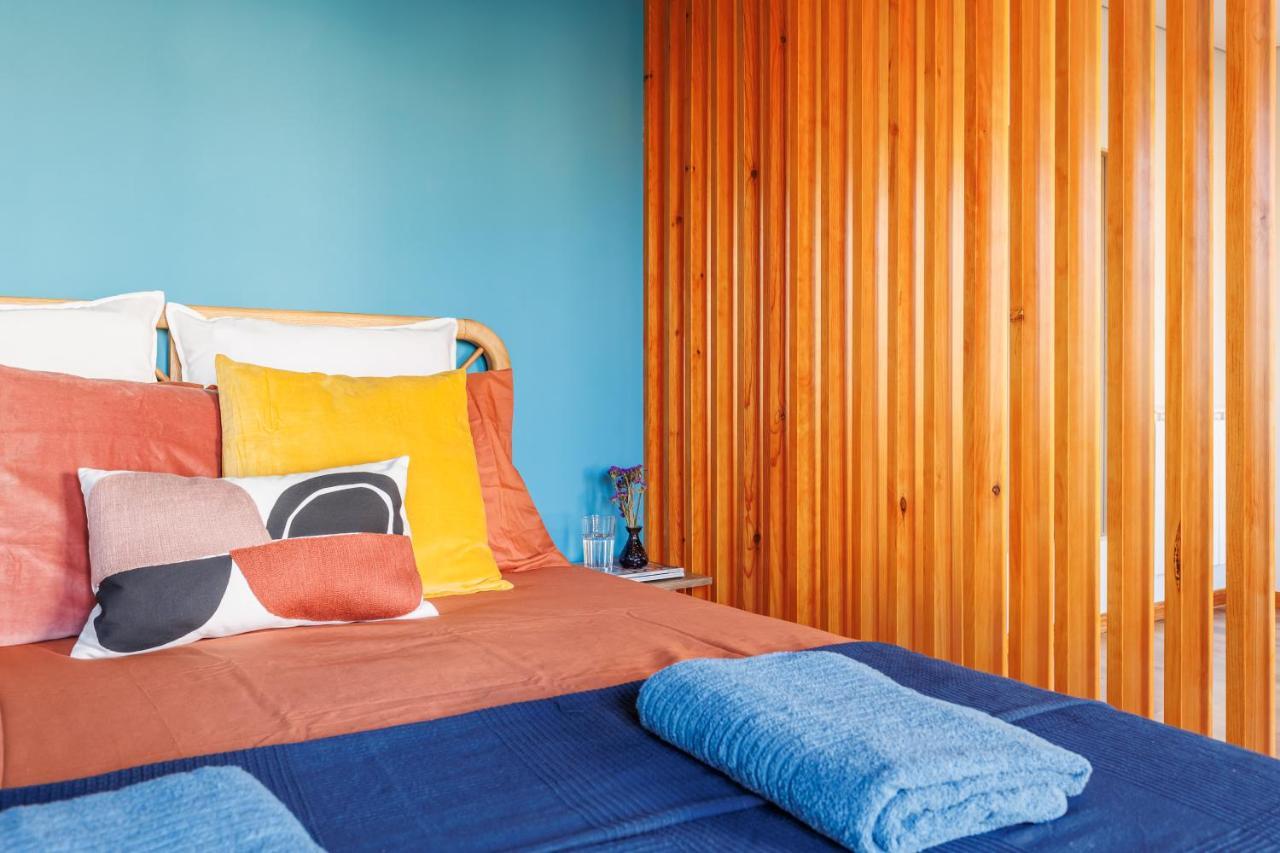 A Pop Of Color By Lovelystay Appartement *
