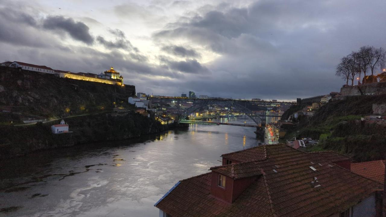 Unique T2 W/ Top View Of The River By Lovelystay *