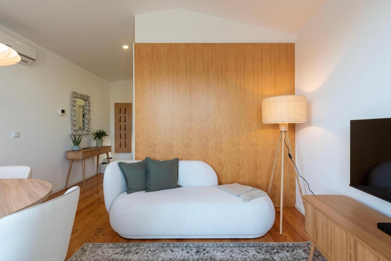 Apartment Unique T2 W/ Top View Of The River By Lovelystay Porto