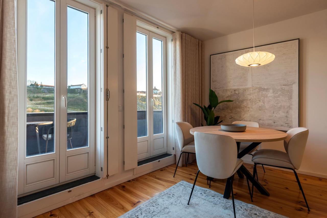Unique T2 W/ Top View Of The River By Lovelystay Apartment Porto