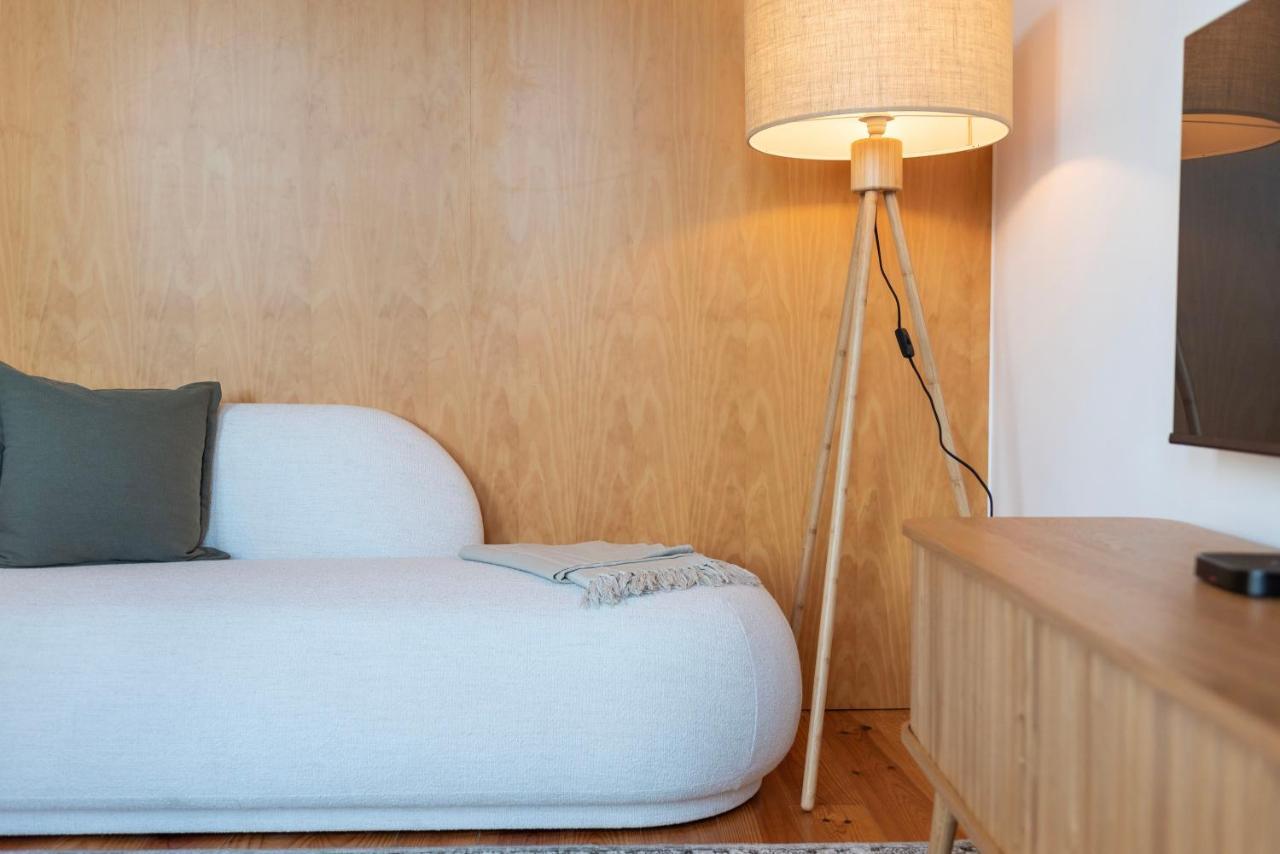Apartment Unique T2 W/ Top View Of The River By Lovelystay Porto
