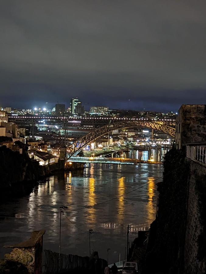Unique T2 W/ Top View Of The River By Lovelystay Apartment Porto