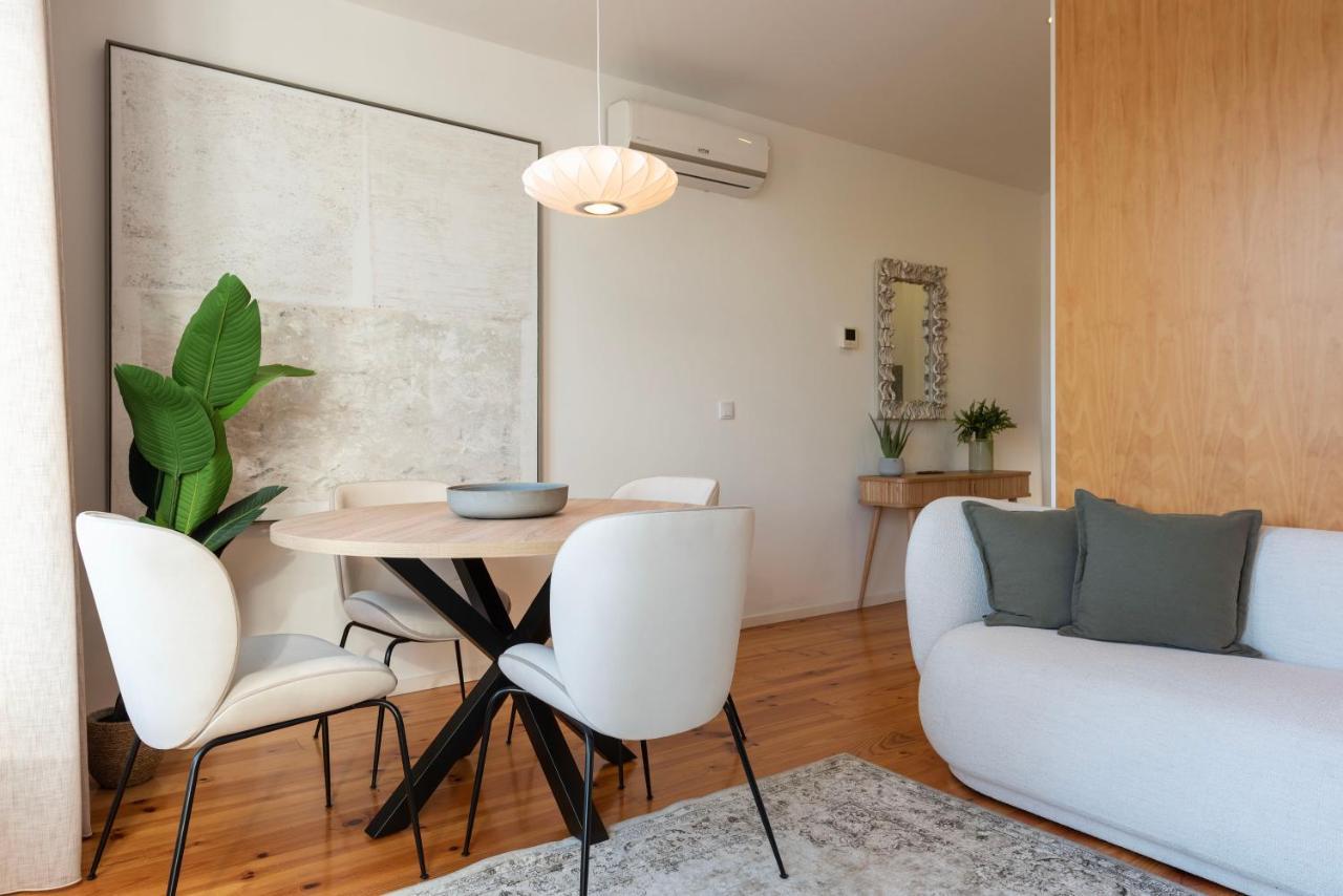 Unique T2 W/ Top View Of The River By Lovelystay Apartment Porto