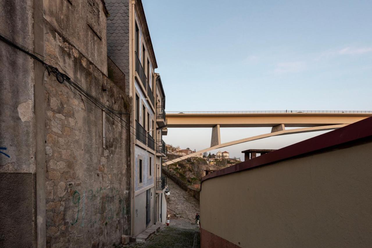 Unique T2 W/ Top View Of The River By Lovelystay Porto