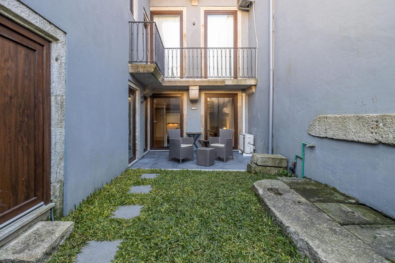 Apartment Camellia Garden *