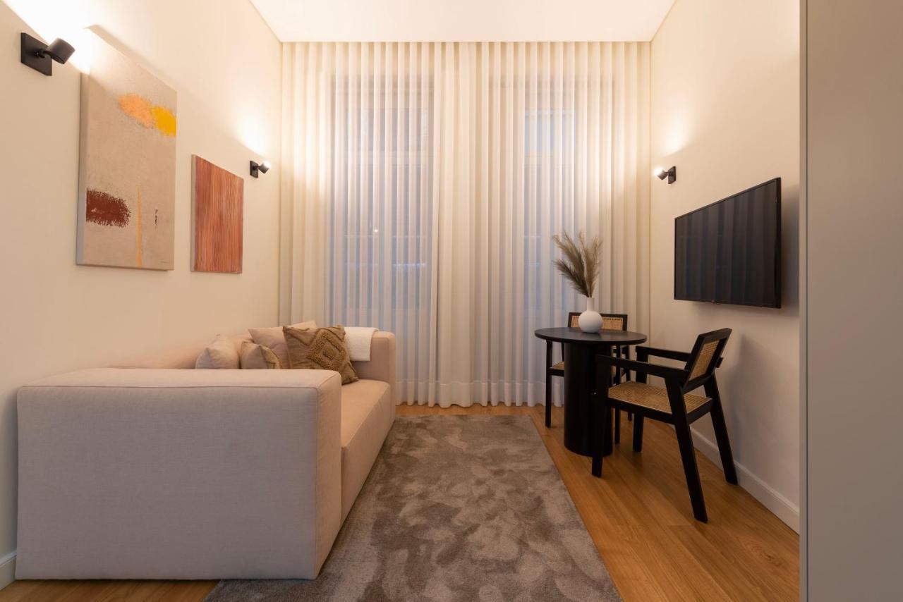Apartment Mouzinho Da Silveira 215 By Lovelystay *