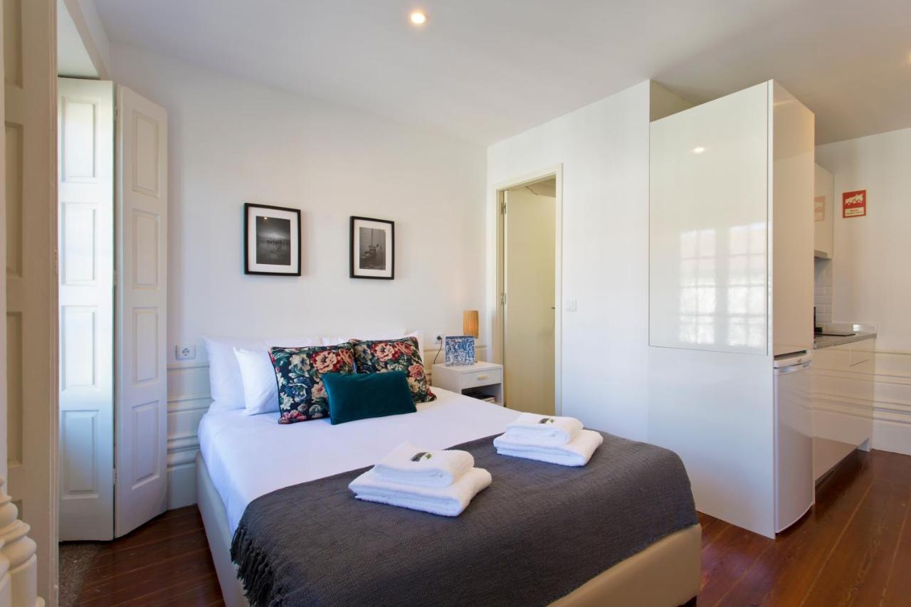 Fine Art Center Apartment
