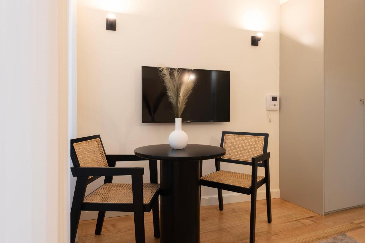 Apartment Mouzinho Da Silveira 215 By Lovelystay