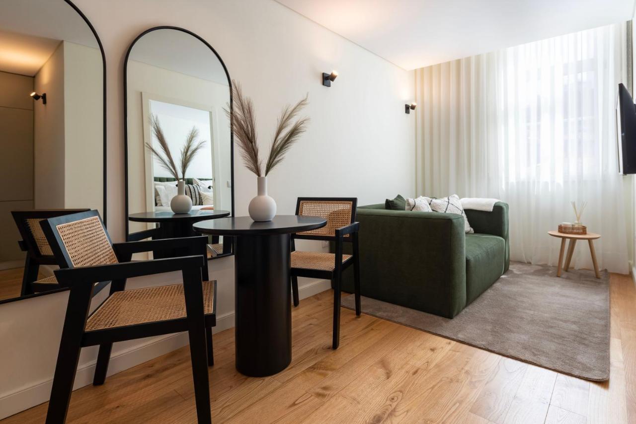 Mouzinho Da Silveira 215 By Lovelystay Apartment Porto
