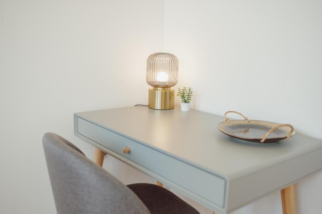 Modern & Stylish By Vacationy *