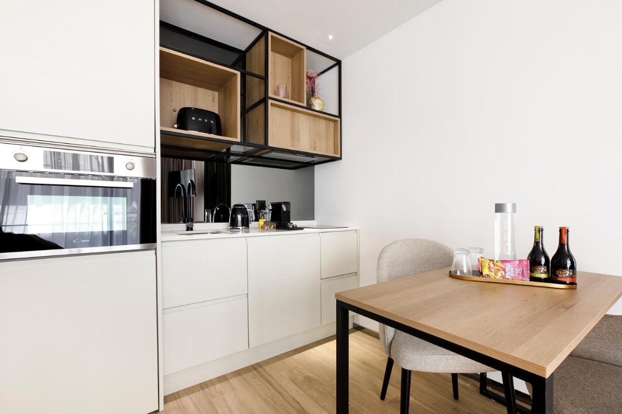 Alma Invicta Almada Premium Apartment Porto
