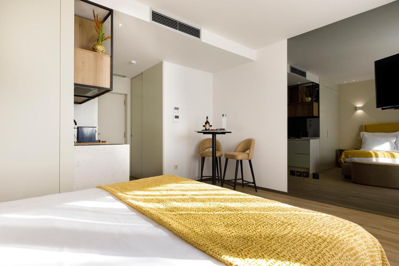 Apartment Alma Invicta Almada Premium *