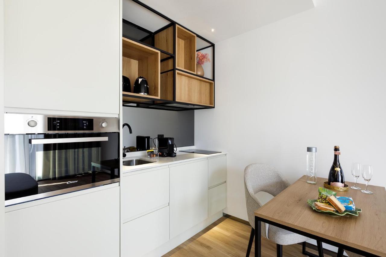 Apartment Alma Invicta Almada Premium