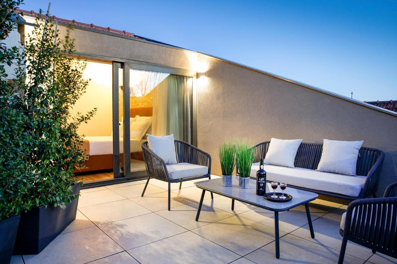 Apartment Alma Invicta Almada Premium
