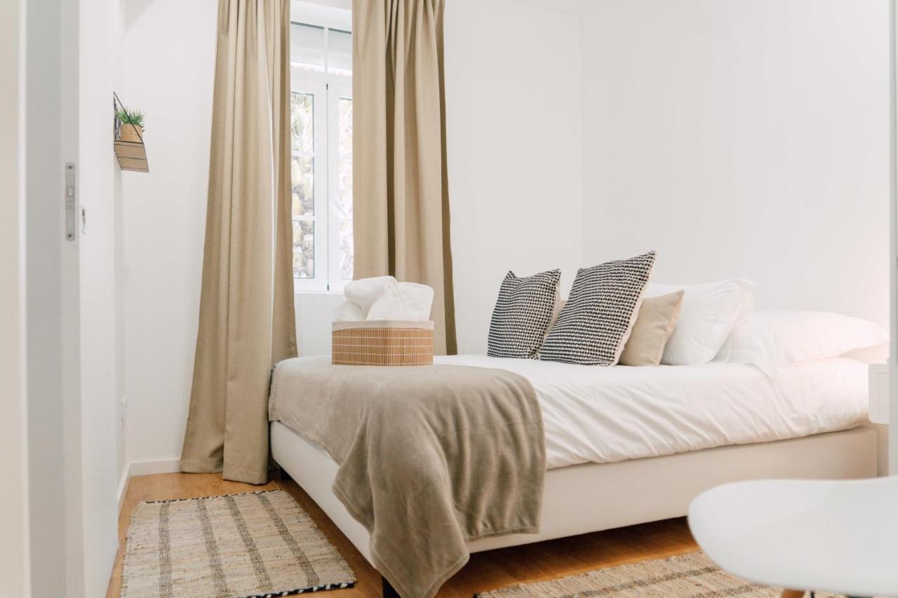 Yellow Apartment *
