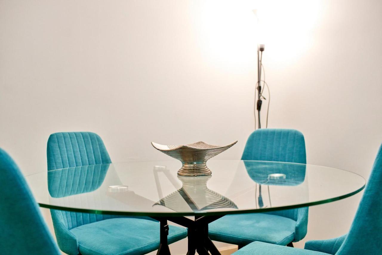 Market Place Apartamento *