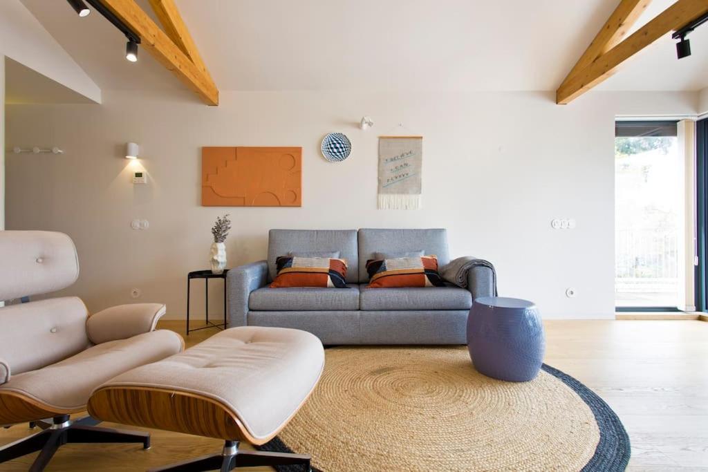 Boutique Rentals-primrose Terrace&garage Apartment