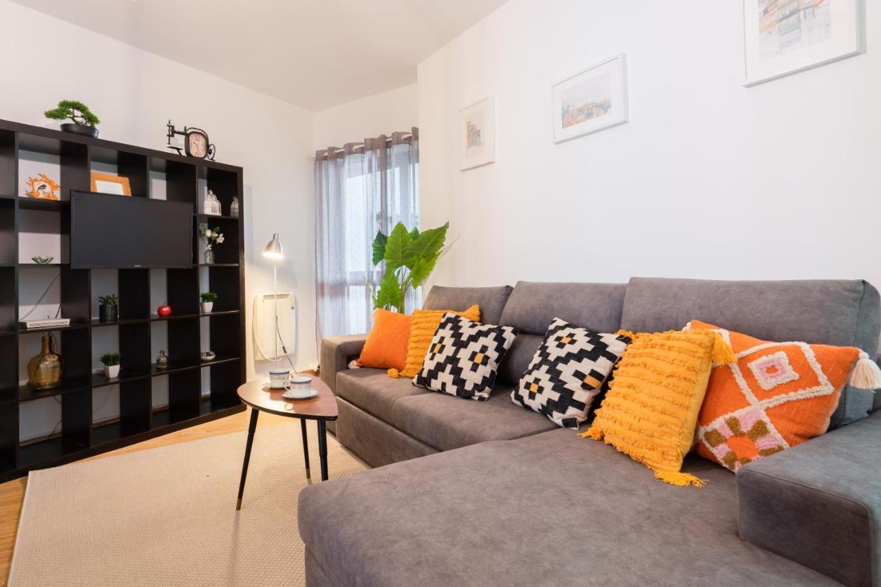 Renovated 3br Near Hotspots With Great Value Porto