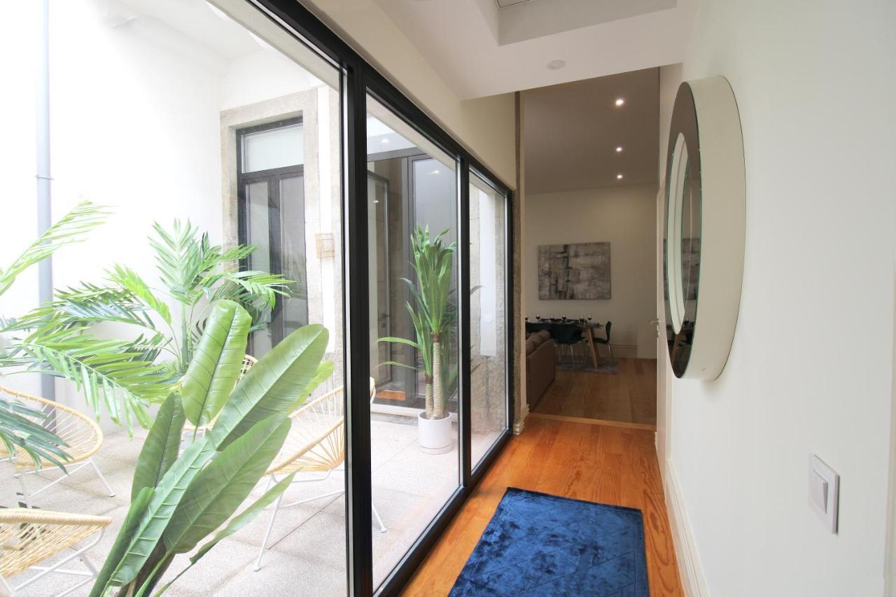 Unique Downtown Garden Apartment Porto