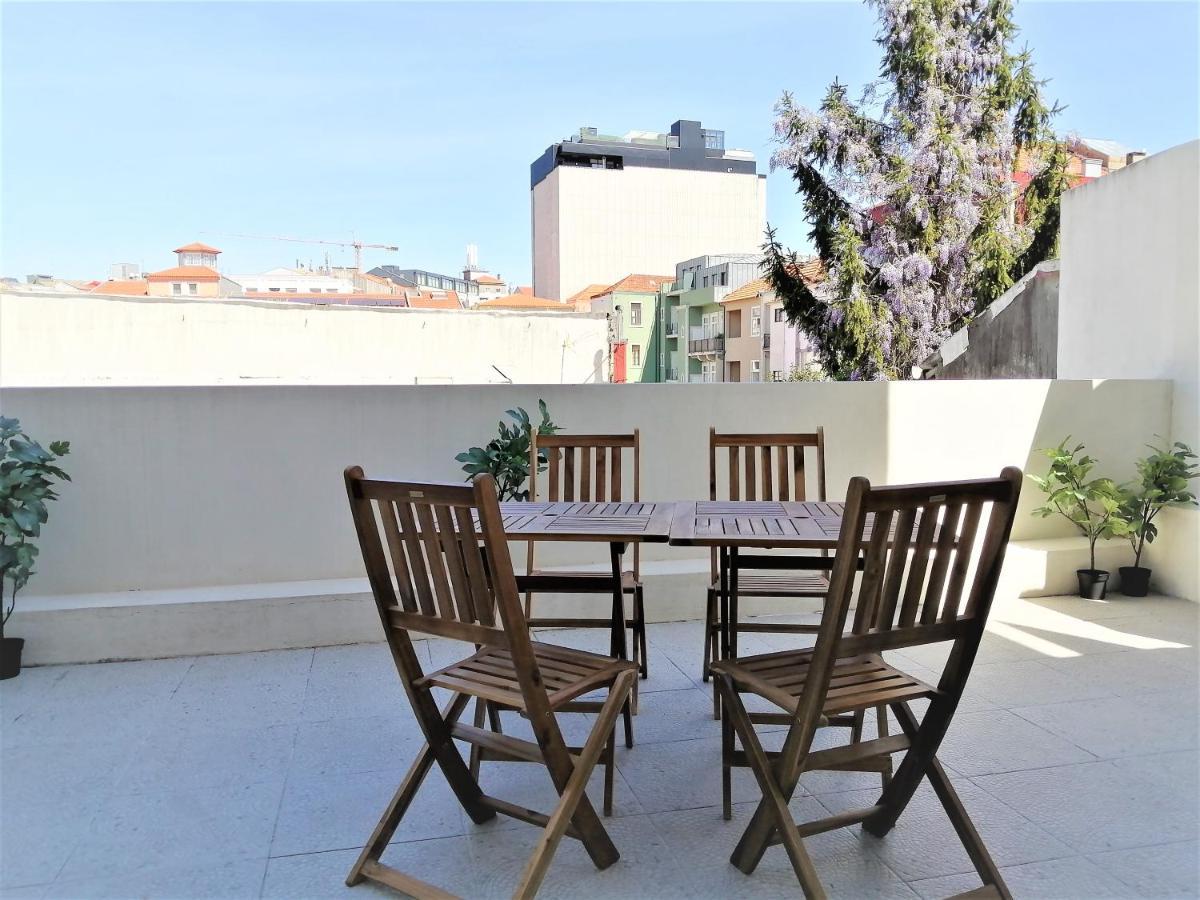 Touring Apartamento *