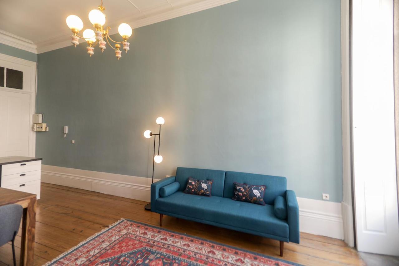Apartment Adorable In Great Area *