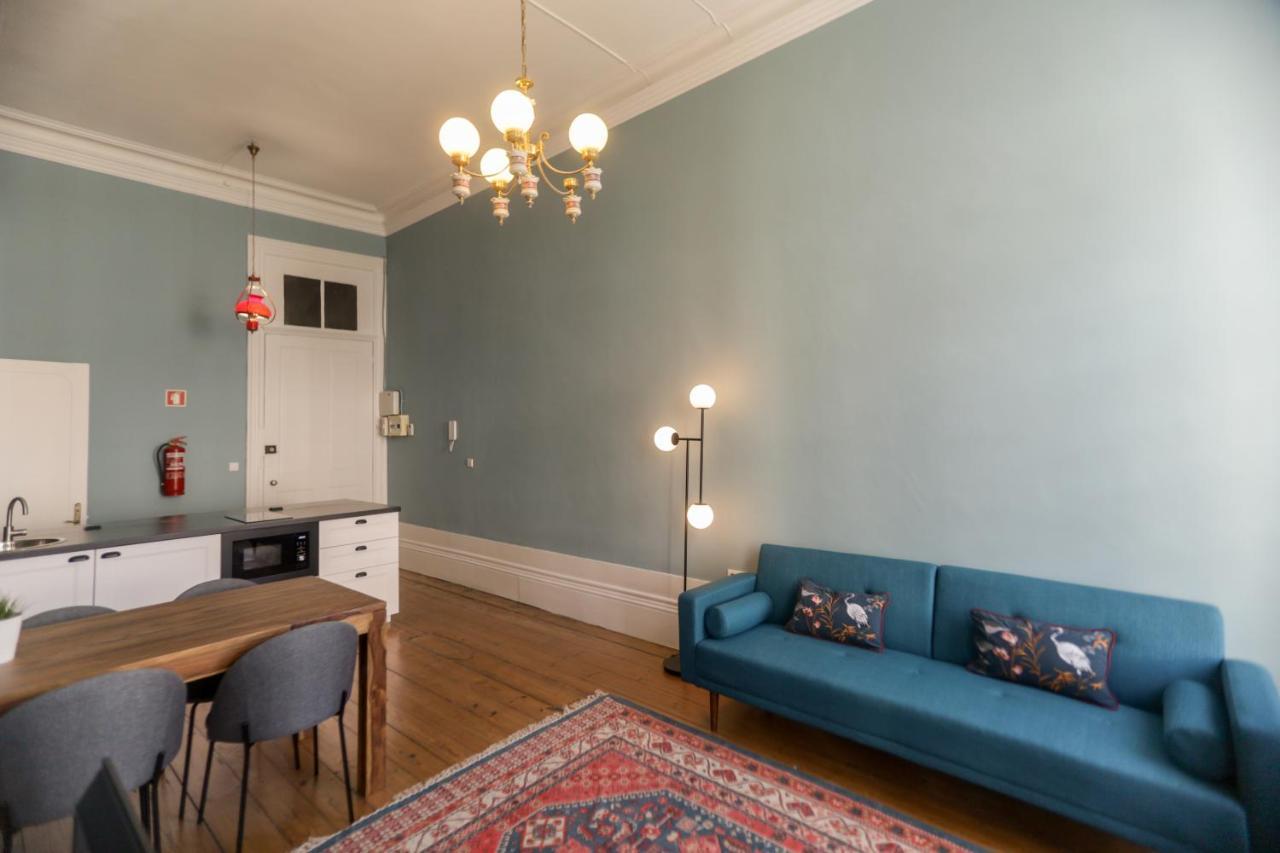 Apartment Adorable In Great Area *