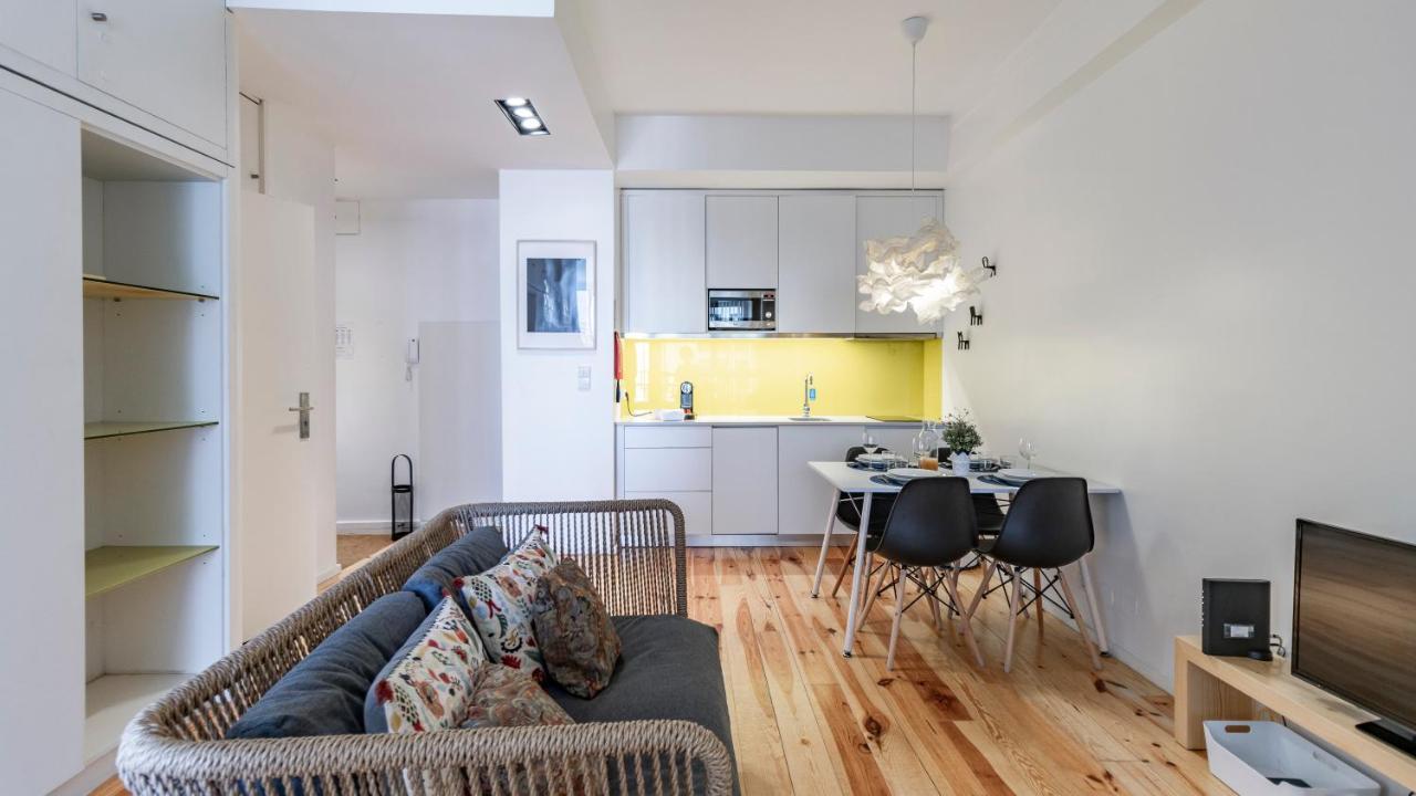 Fernandes Tomas 424 By Lovelystay Apartment
