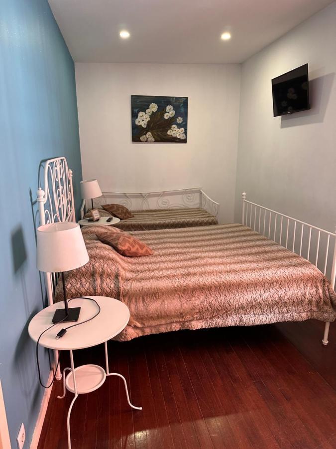 Al Pitoes Guest house *