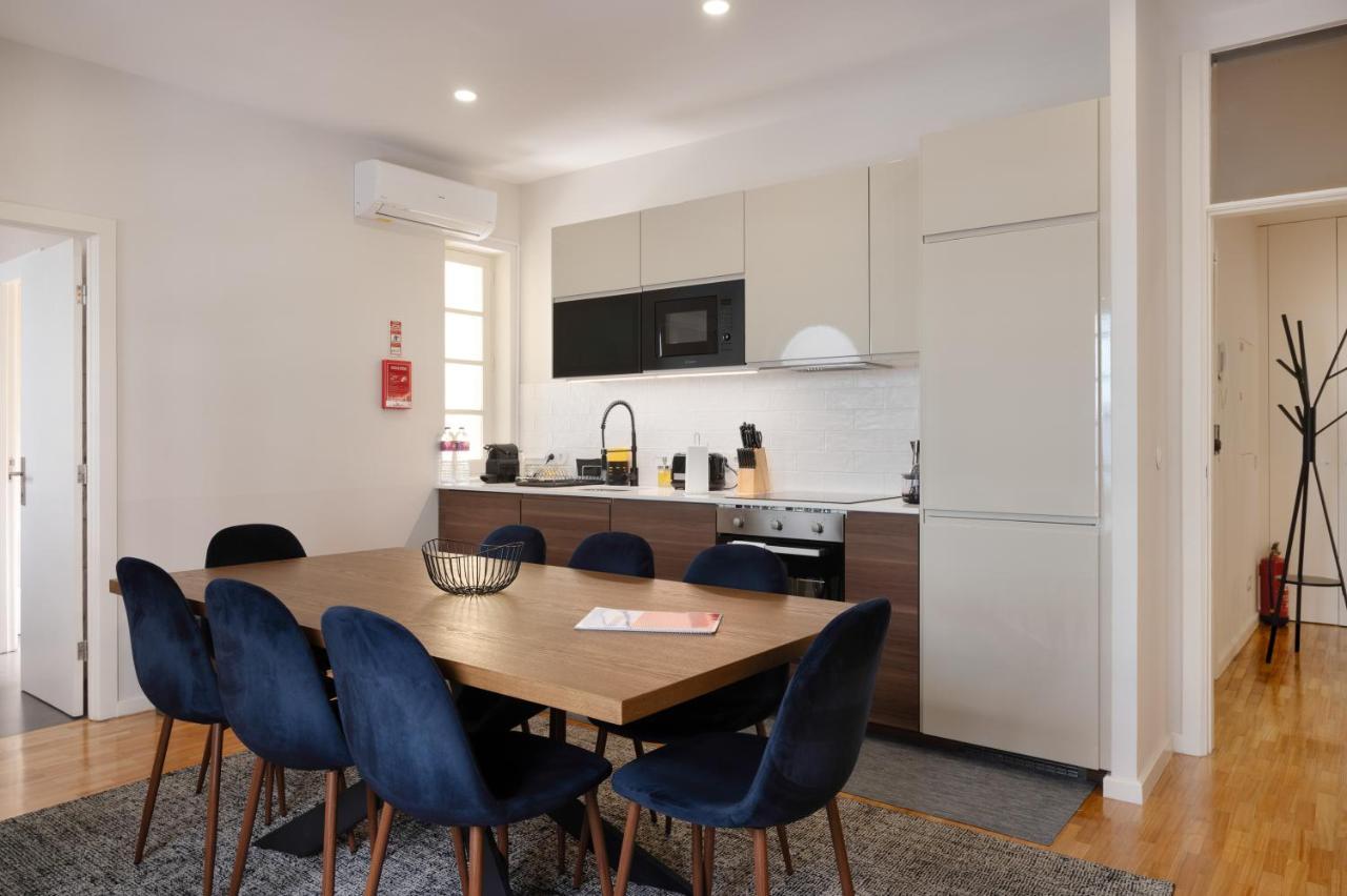 Apartment Invicta Premium - 4br Downtown With Ac