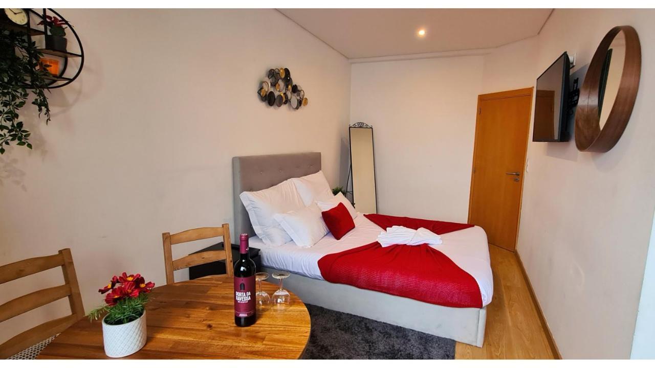 Rentalist Apartaments- Santa Catarina Apartment Porto