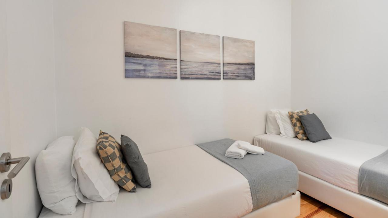 Fernandes Tomas 424 By Lovelystay Apartment