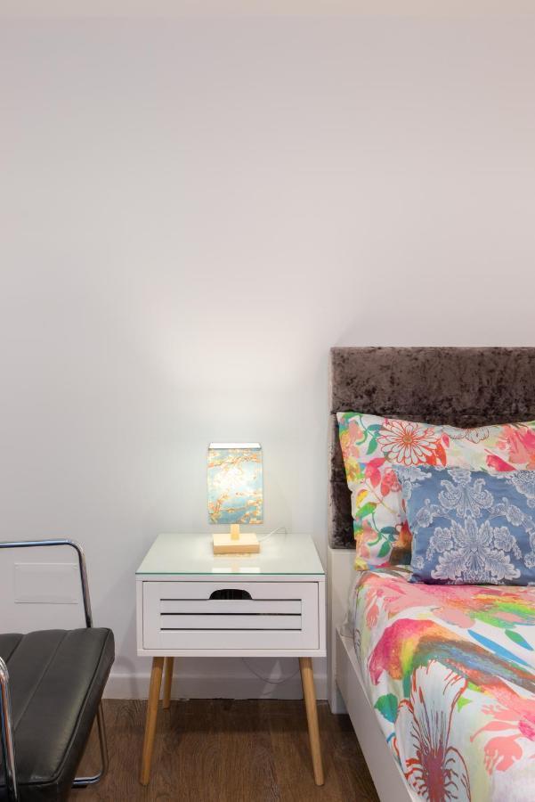0 Ac Metro Nearby Porto
