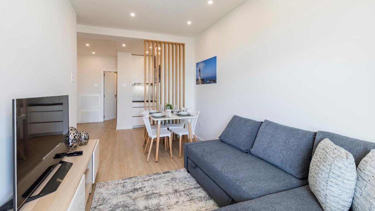 1br Paraiso Flat W/ Balcony & Ac By Lovelystay