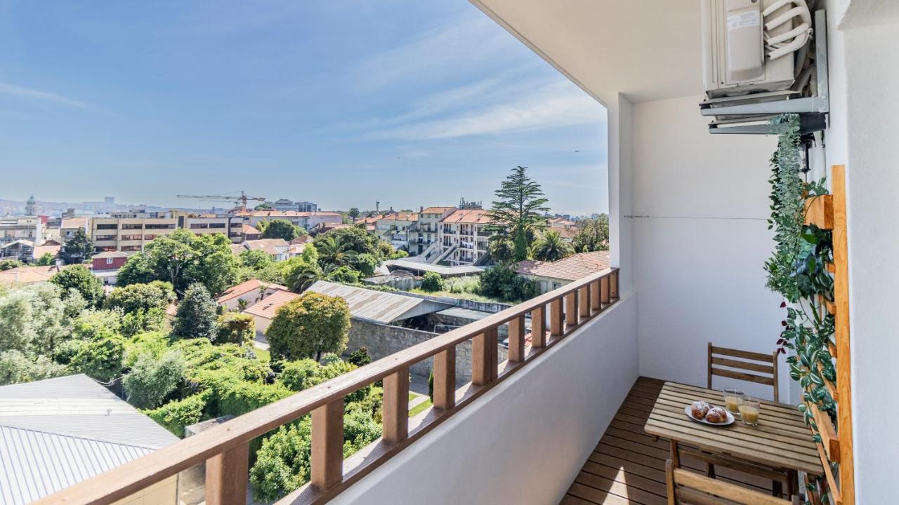 Apartment 1br Paraiso Flat W/ Balcony & Ac By Lovelystay *