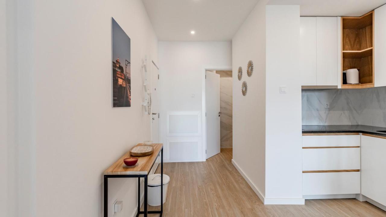 1br Paraiso Flat W/ Balcony & Ac By Lovelystay Apartment *