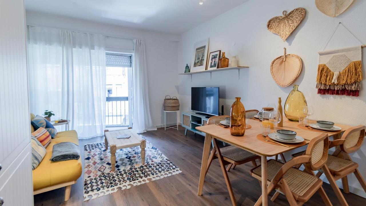 Apartment Happy Corner In The Heart Of By Lovelystay *