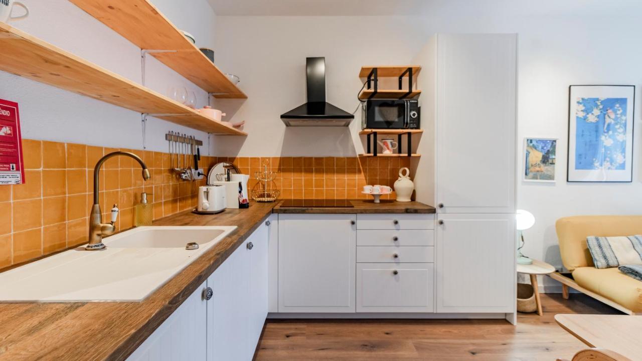 Happy Corner In The Heart Of By Lovelystay Porto