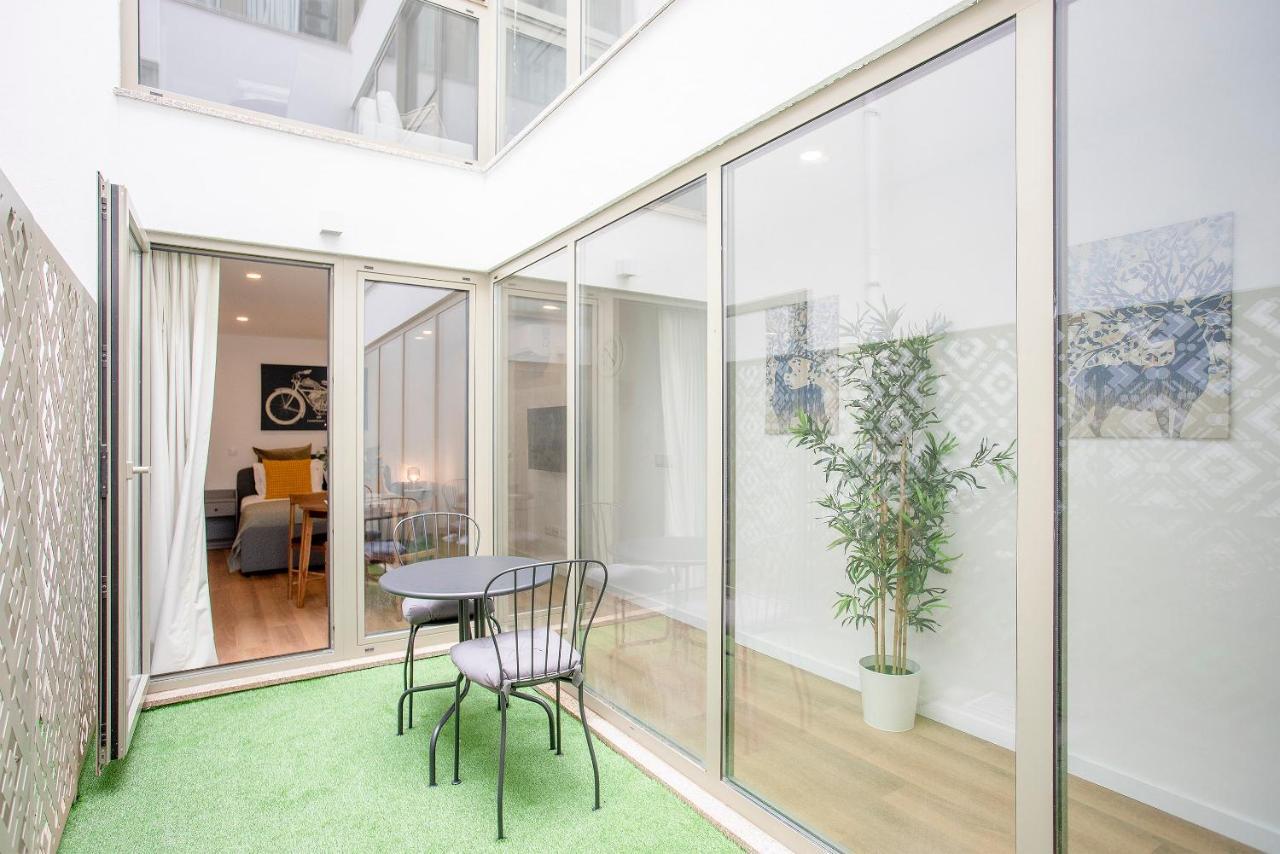 Apartment Liiiving In - Downtown Essence