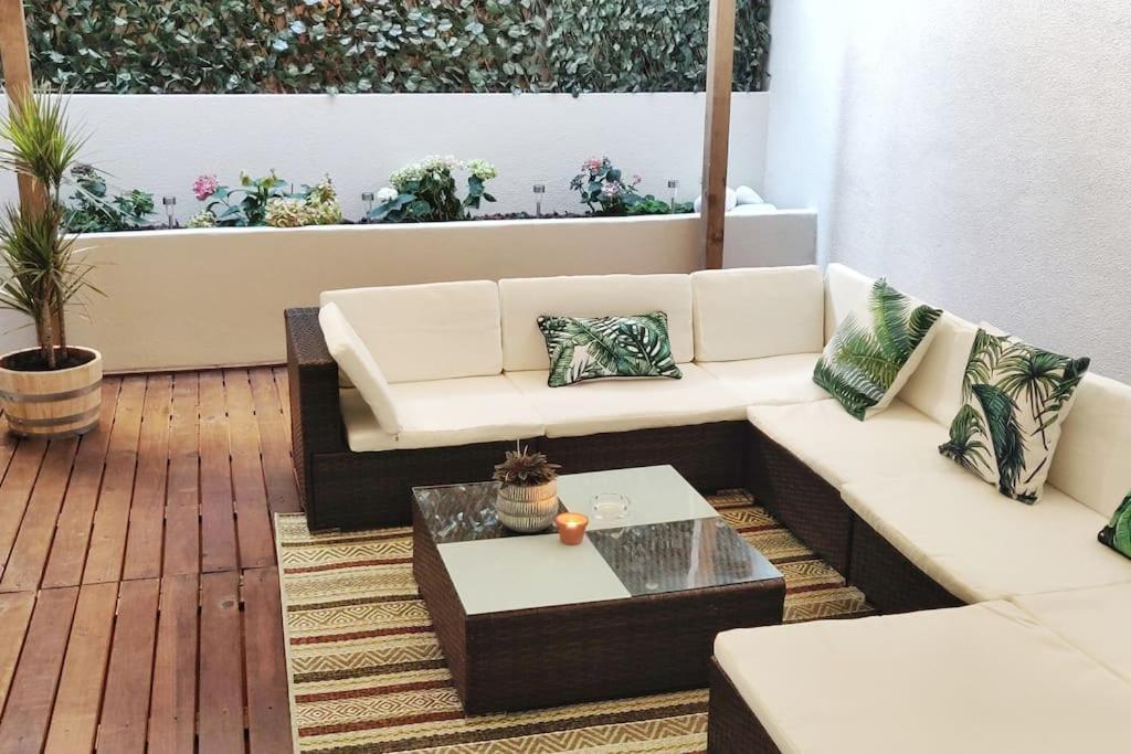 Two Bedroom Terrace Sanctuary In The Center Apartment *