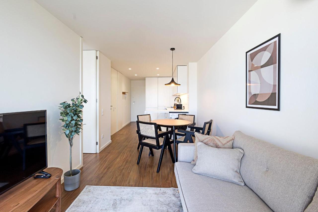 Apartment Santos 1071 By Lovelystay Porto