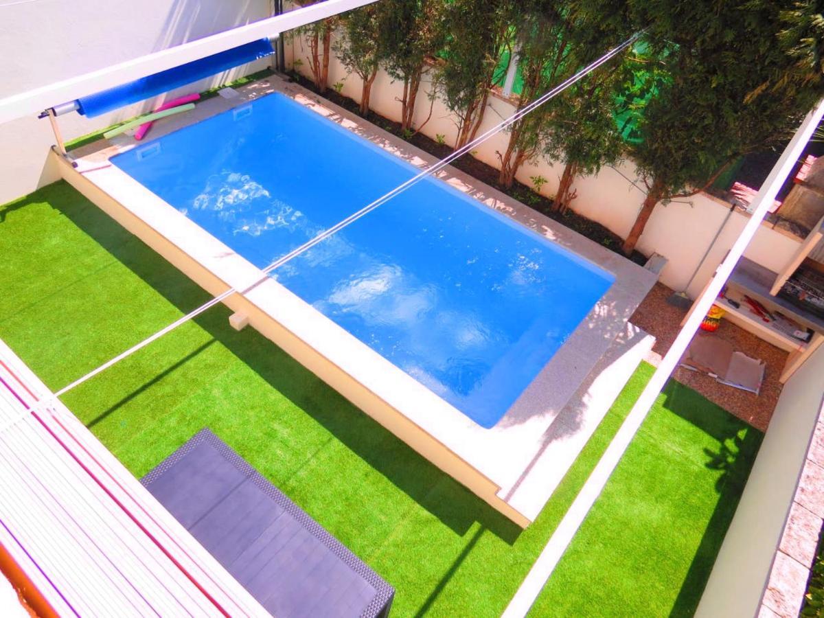 Villa Elegant In With Pool & Jacuzzi *