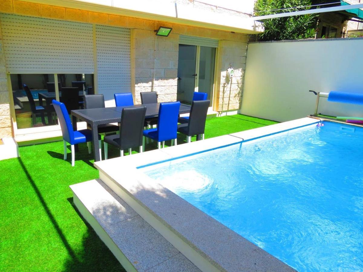 Elegant In With Pool & Jacuzzi *