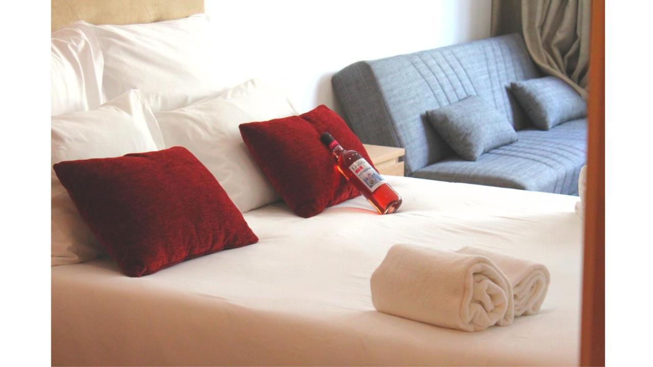 Rentalist Apartaments- Santa Catarina Apartment