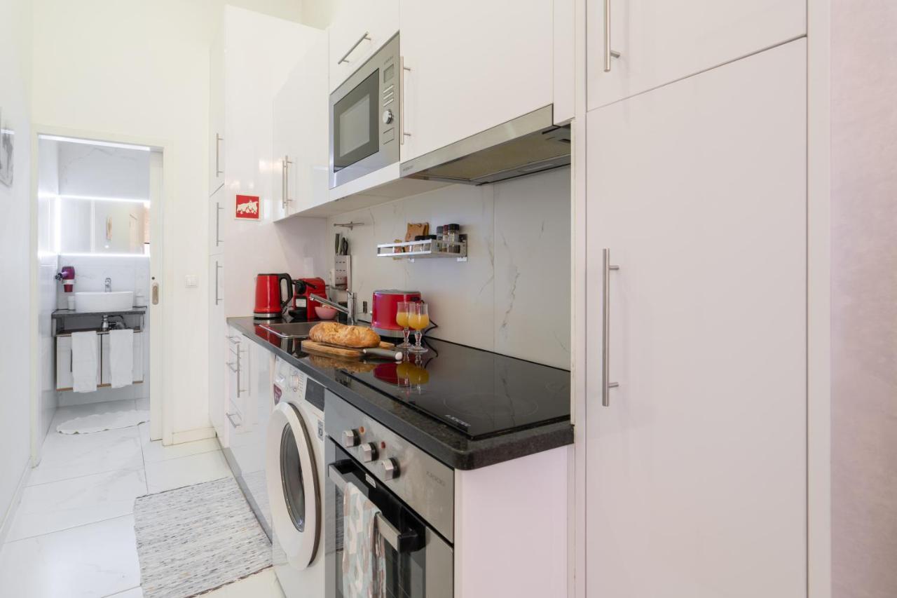 Cozy Star 1 Balcony Ac Near Merto Apartment Porto