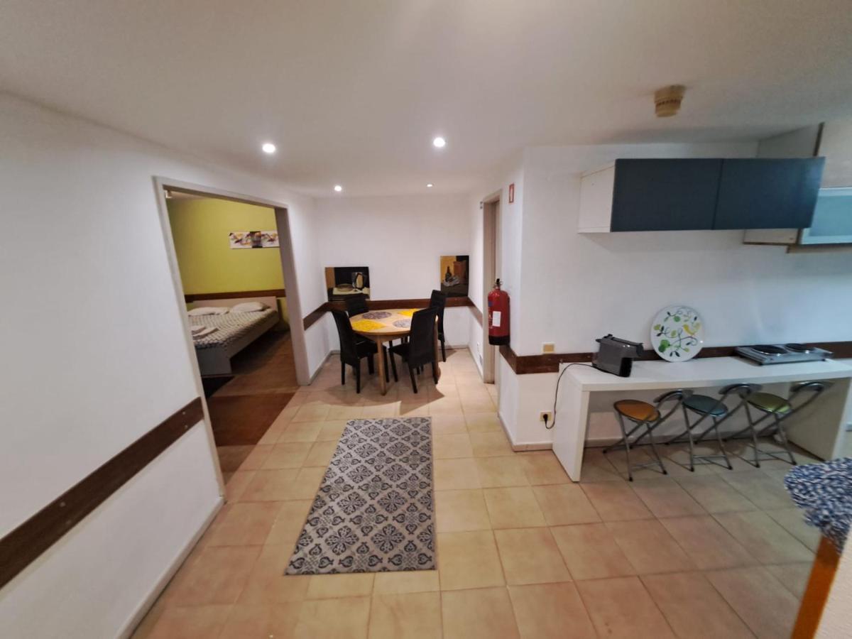 Spacious Economic Center Flat Apartment Porto
