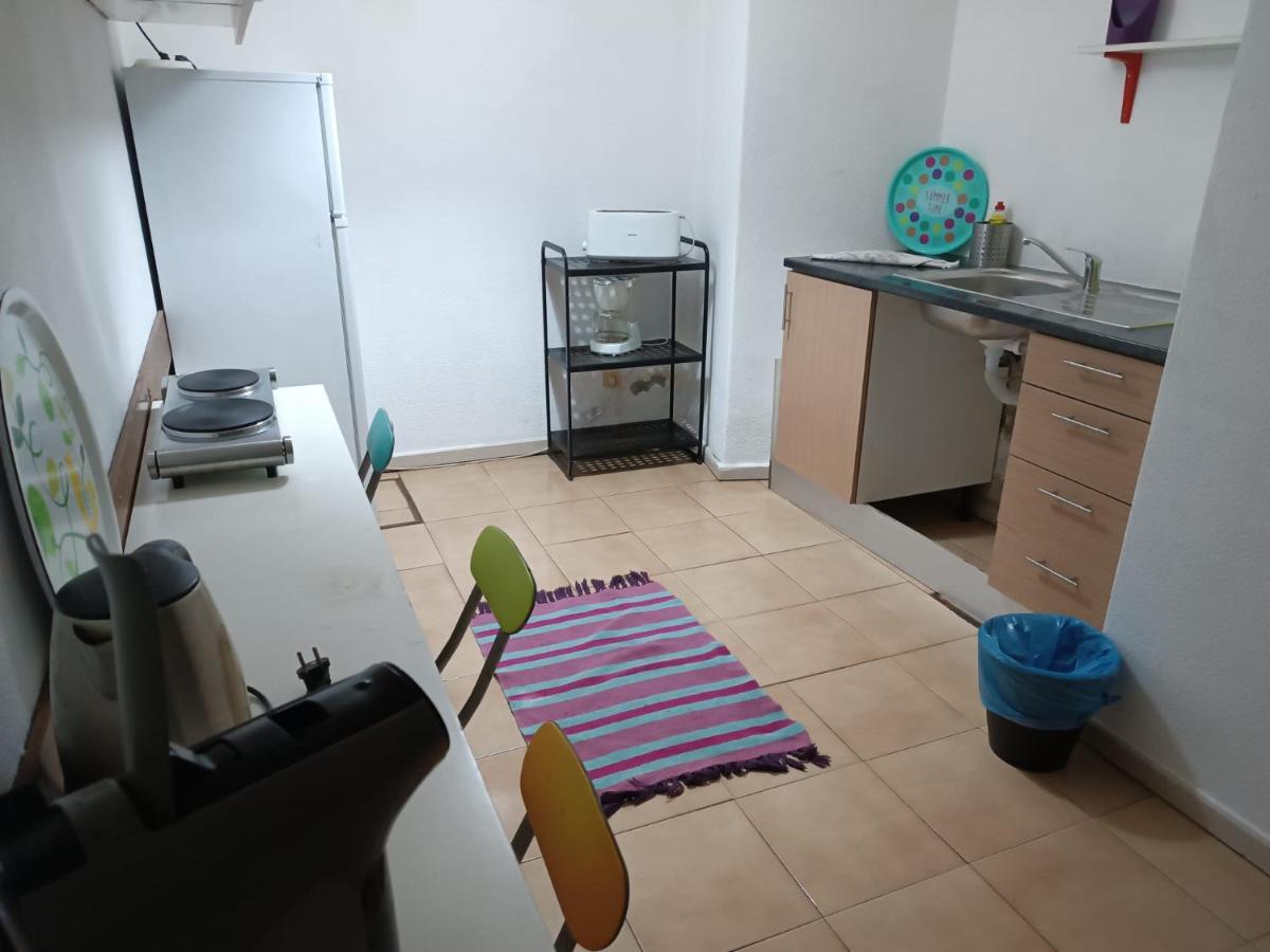 Apartment Spacious Economic Center Flat *